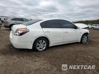 Trzecie zdjęcie samochodu z tyłu: 2010 NISSAN ALTIMA BASE VIN:1N4AL2AP9AN550438 - miniatura