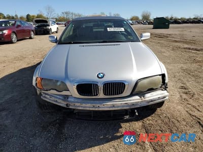 Piąte zdjęcie samochodu w środku: 2001 BMW 325 CI VIN:WBABS33491JY56604 - miniatura