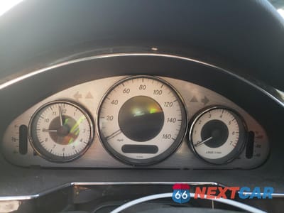 Zdjęcie 9 z 14 samochodu: 2009 MERCEDES-BENZ CLS 550 VIN:WDDDJ72X09A144999 - miniatura