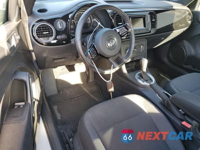 Zdjęcie 8 z 14 samochodu: 2016 VOLKSWAGEN BEETLE 1.8T VIN:3VWF17AT1GM621924 - miniatura