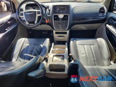 Zdjęcie 8 z 13 samochodu: 2014 CHRYSLER TOWN & COUNTRY TOURING VIN:2C4RC1BG2ER255924 - miniatura