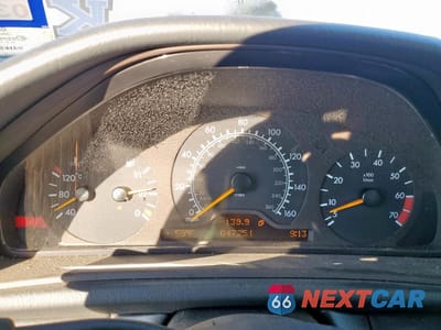Zdjęcie 9 z 14 samochodu: 1999 MERCEDES-BENZ CLK 320 VIN:WDBLJ65G8XF063064 - miniatura