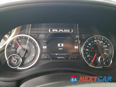 Zdjęcie 9 z 12 samochodu: 2021 RAM 3500 LARAMIE VIN:3C63R3ML1MG651011 - miniatura