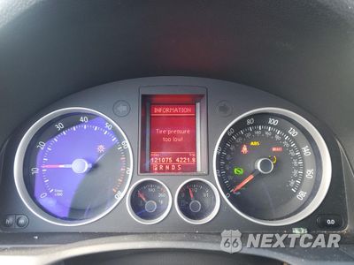 Zdjęcie 9 z 13 samochodu: 2008 VOLKSWAGEN GTI VIN:WVWHV71K38W077547 - miniatura