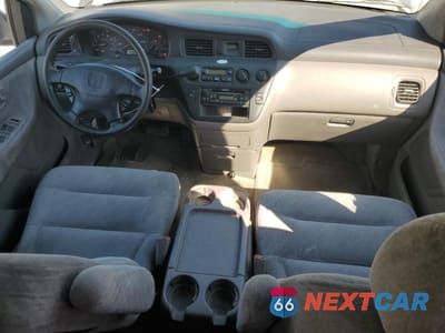 Zdjęcie 8 z 14 samochodu: 2000 HONDA ODYSSEY EX VIN:2HKRL1864YH569218 - miniatura