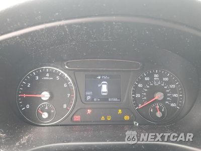 Zdjęcie 9 z 12 samochodu: 2019 KIA SORENTO L VIN:5XYPG4A34KG554424 - miniatura