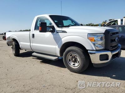 Czwarte zdjęcie samochodu z boku: 2014 FORD F250 SUPER DUTY VIN:1FTBF2A6XEEB42789 - miniatura