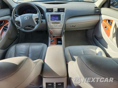 Zdjęcie 8 z 14 samochodu: 2011 TOYOTA CAMRY BASE VIN:4T1BF3EK7BU142646 - miniatura