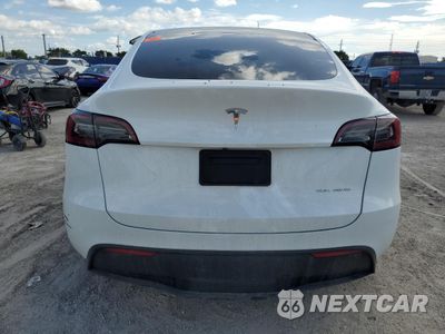 Zdjęcie 6 z 13 samochodu: 2023 TESLA MODEL Y VIN:7SAYGDEE2PF752596 - miniatura