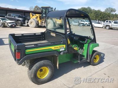 Czwarte zdjęcie samochodu z boku: 2023 JOHN DEERE GATOR UTILITY VEHICLE VIN:1M0T145EARM190062 - miniatura
