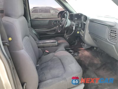 Zdjęcie 10 z 15 samochodu: 2003 CHEVROLET S TRUCK S10 VIN:1GCCS14X138151861 - miniatura