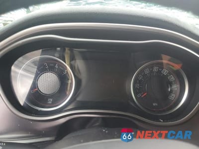 Zdjęcie 9 z 12 samochodu: 2019 DODGE CHALLENGER SXT VIN:2C3CDZGG4KH587735 - miniatura