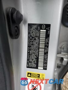 Zdjęcie 12 z 12 samochodu: 2012 LEXUS CT 200 VIN:JTHKD5BH7C2070020 - miniatura