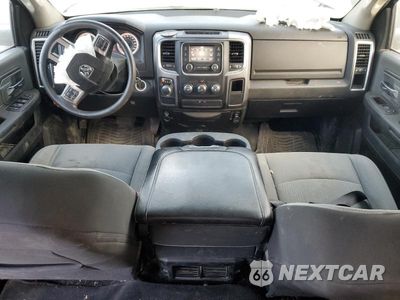 Zdjęcie 8 z 11 samochodu: 2021 RAM 1500 CLASSIC SLT VIN:1C6RR6LG0MS540166 - miniatura