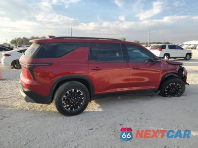 Trzecie zdjęcie samochodu z tyłu: 2024 CHEVROLET TRAVERSE LT Z71 VIN:1GNEVJKSXRJ170568 - miniatura