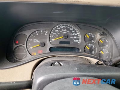 Zdjęcie 9 z 15 samochodu: 2004 GMC YUKON VIN:1GKEC13Z74R157320 - miniatura