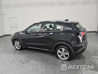 Drugie zdjęcie samochodu z przodu: 2021 HONDA HR-V LX VIN:3CZRU6H34MM703725 - miniatura