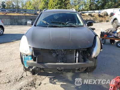 Piąte zdjęcie samochodu w środku: 2013 NISSAN ROGUE S VIN:JN8AS5MVXDW632240 - miniatura