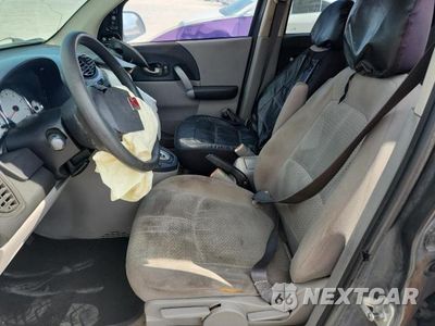 Zdjęcie 7 z 12 samochodu: 2005 SATURN VUE VIN:5GZCZ33D25S828967 - miniatura