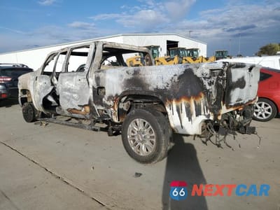 Drugie zdjęcie samochodu z przodu: 2023 CHEVROLET SILVERADO K3500 HIGH COUNTRY VIN:1GC4YVEY3PF100574 - miniatura