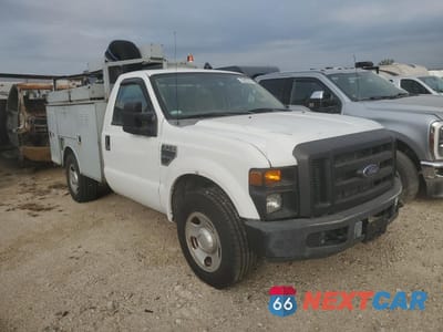 Czwarte zdjęcie samochodu z boku: 2008 FORD F350 SRW SUPER DUTY VIN:1FDSF30568EC32701 - miniatura