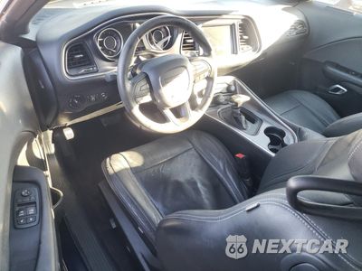 Zdjęcie 8 z 14 samochodu: 2016 DODGE CHALLENGER SXT VIN:2C3CDZAG9GH131813 - miniatura