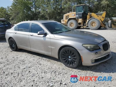 Czwarte zdjęcie samochodu z boku: 2010 BMW 750 LI VIN:WBAKB8C56ACY62984 - miniatura