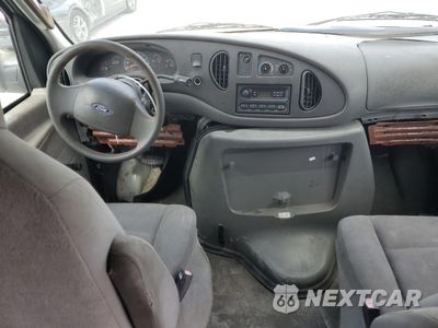 Zdjęcie 8 z 14 samochodu: 2003 FORD ECONOLINE E250 VAN VIN:1FTNE24W83HA96421 - miniatura