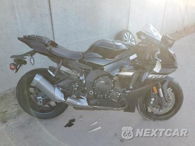 2024 YAMAHA YZFR1 JYARN66E5RA004093 - główne zdjęcie licytacji z USA - miniatura