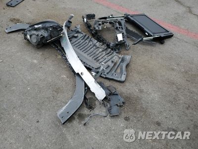 Zdjęcie 12 z 15 samochodu: 2014 MERCEDES-BENZ E 350 VIN:WDDHF5KB2EA777641 - miniatura