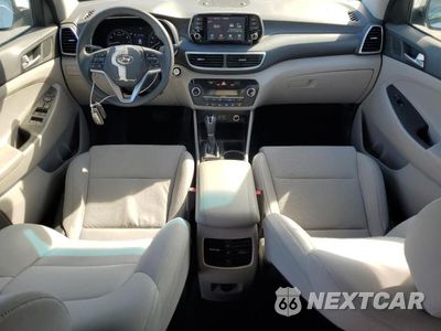 Zdjęcie 8 z 12 samochodu: 2019 HYUNDAI TUCSON LIMITED VIN:KM8J3CAL8KU057060 - miniatura