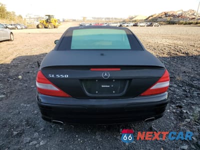 Zdjęcie 6 z 12 samochodu: 2007 MERCEDES-BENZ SL 550 VIN:WDBSK71F87F119385 - miniatura