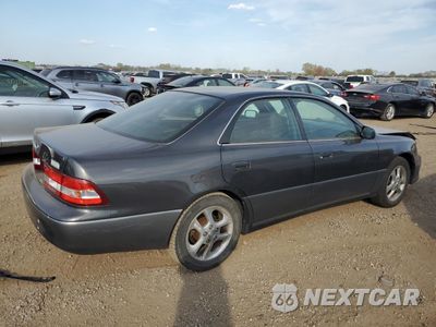 Trzecie zdjęcie samochodu z tyłu: 2000 LEXUS ES 300 VIN:JT8BF28G8Y5079368 - miniatura