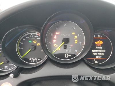 Zdjęcie 9 z 13 samochodu: 2017 PORSCHE CAYENNE SE HYBRID PLATINUM VIN:WP1AE2A27HLA70329 - miniatura