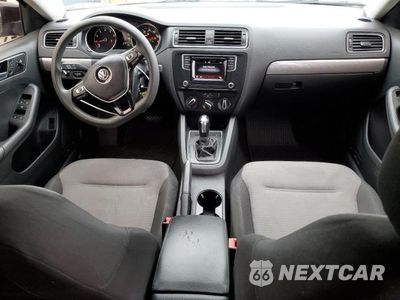 Zdjęcie 8 z 12 samochodu: 2017 VOLKSWAGEN JETTA S VIN:3VW2B7AJ7HM302264 - miniatura