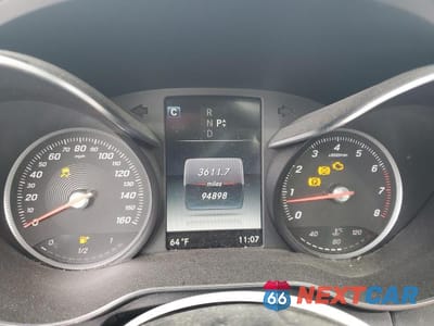 Zdjęcie 9 z 11 samochodu: 2017 MERCEDES-BENZ C 300 VIN:55SWF4JB2HU196907 - miniatura