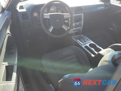 Zdjęcie 8 z 14 samochodu: 2010 DODGE CHALLENGER SE VIN:2B3CJ4DV5AH320713 - miniatura