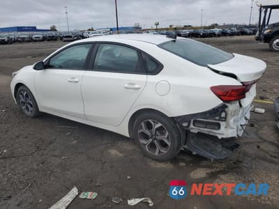 Drugie zdjęcie samochodu z przodu: 2019 KIA FORTE FE VIN:3KPF24AD3KE121774 - miniatura