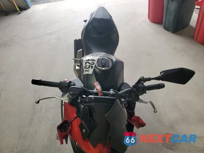 Piąte zdjęcie samochodu w środku: 2024 KAWASAKI ER500 VIN:ML5ERGF12RDA09774 - miniatura