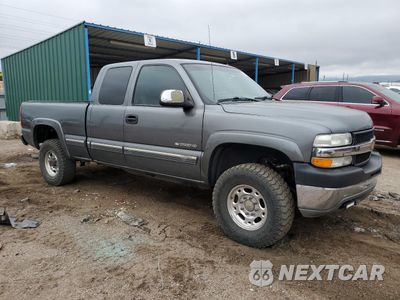 Czwarte zdjęcie samochodu z boku: 2002 CHEVROLET SILVERADO K2500 HEAVY DUTY VIN:1GCHK29U52E202272 - miniatura