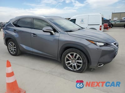 Czwarte zdjęcie samochodu z boku: 2015 LEXUS NX 200T VIN:JTJYARBZXF2020475 - miniatura