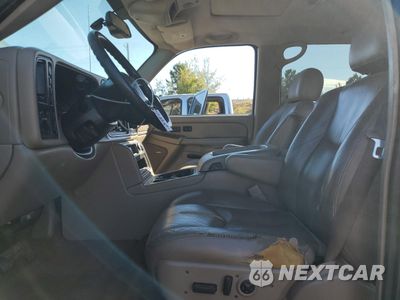 Zdjęcie 7 z 14 samochodu: 2005 CHEVROLET SILVERADO K1500 VIN:2GCEK13T751157838 - miniatura
