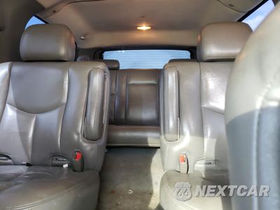Zdjęcie 10 z 14 samochodu: 2006 CHEVROLET SUBURBAN VIN:3GNFK16Z36G124520 - miniatura