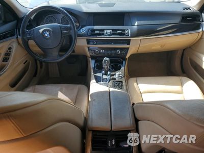 Zdjęcie 8 z 14 samochodu: 2011 BMW 528 I VIN:WBAFR1C54BDS35099 - miniatura
