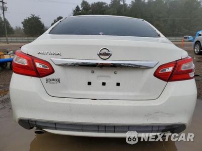 Zdjęcie 6 z 11 samochodu: 2016 NISSAN ALTIMA 2.5 VIN:1N4AL3AP4GN358603 - miniatura