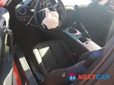Zdjęcie 8 z 14 samochodu: 2006 MAZDA MX-5 MIATA VIN:JM1NC25F160111087 - miniatura