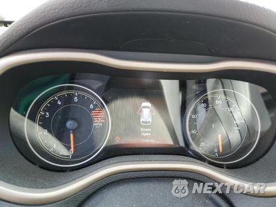 Zdjęcie 9 z 12 samochodu: 2018 JEP CHEROKEE L VIN:1C4PJMDB7JD608932 - miniatura