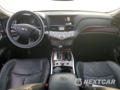 Zdjęcie 8 z 14 samochodu: 2018 INFINITI Q70L 3.7 LUXE VIN:JN1BY1PR1JM370494 - miniatura