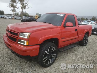 2004 CHEVROLET SILVERADO C1500 1GCEC14X84Z352268 - główne zdjęcie licytacji z USA - miniatura