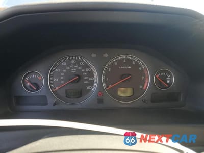 Zdjęcie 9 z 12 samochodu: 2004 VOLVO XC70 VIN:YV1SZ59H241131090 - miniatura